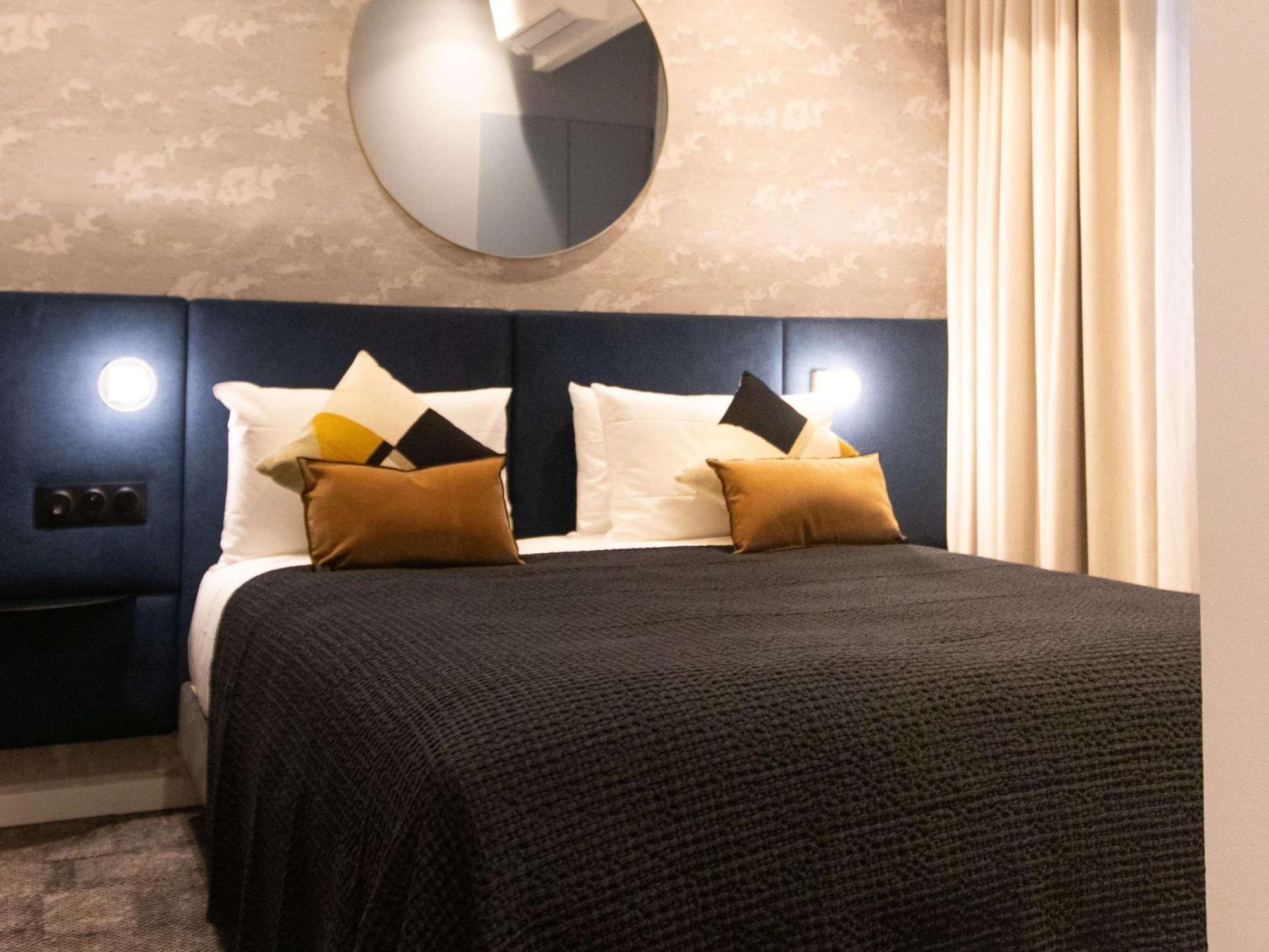 เมอร์เคียว ปารีส ตูร์ ไอเฟล ปอง มิราโบ โฮเต็ล Hotel ภายนอก รูปภาพ